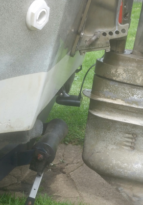 MOUNTING SI TO CLOSE TO OUTBOARD? ila_rendered