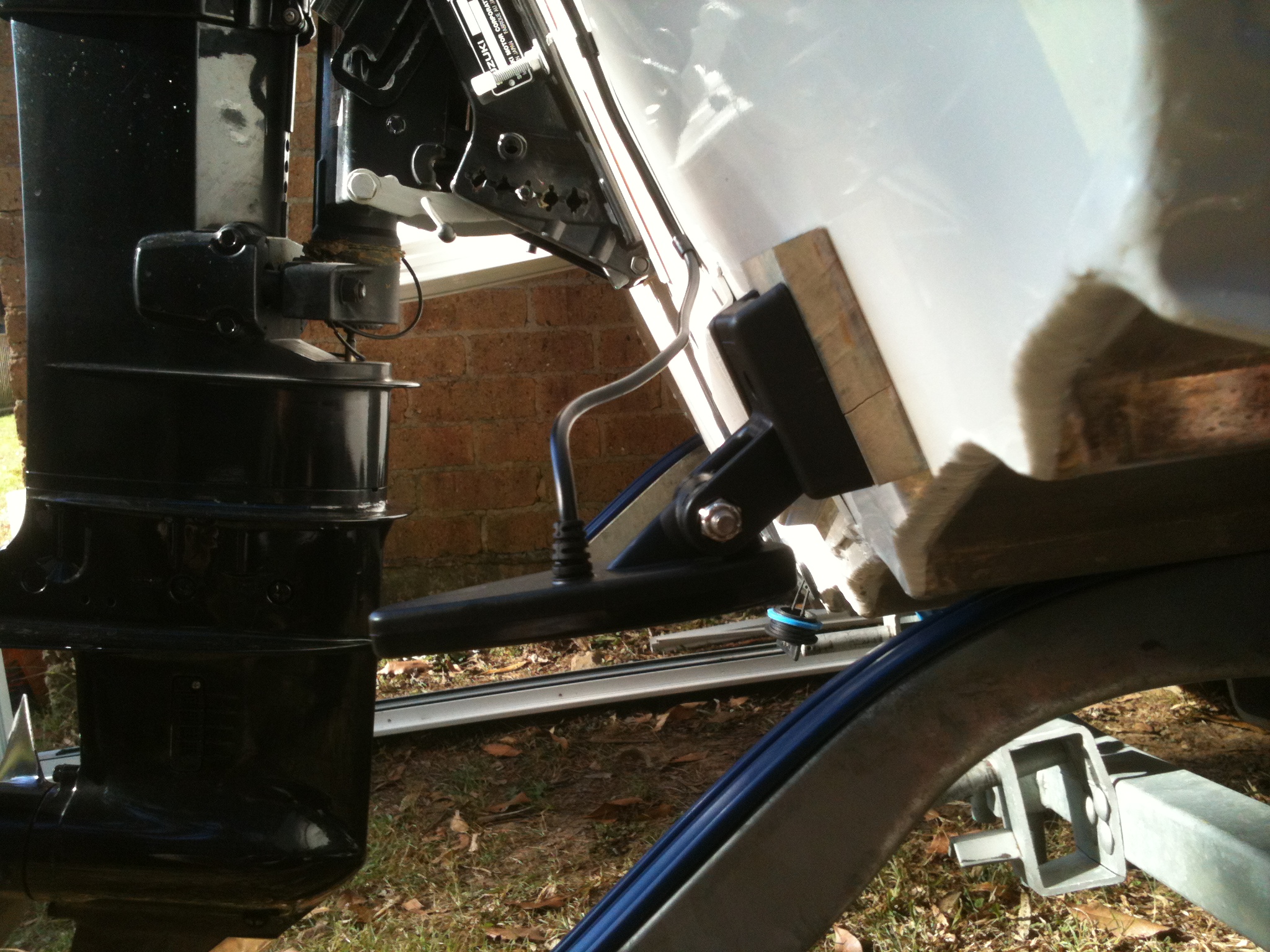 597CI HD DI COMBO - Transducer Mounting ila_rendered