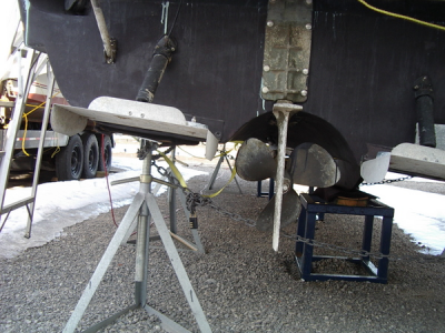 Can you mount the transducer to shoot through hull? ila_rendered